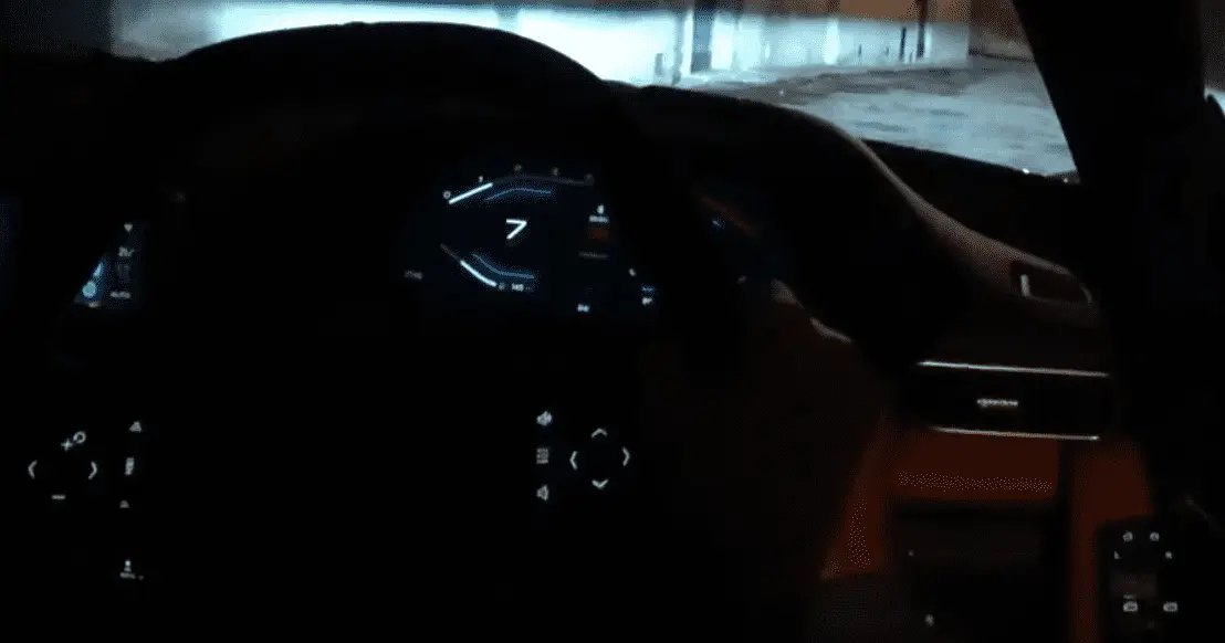 emira-night-steering-wheel-lights.webp