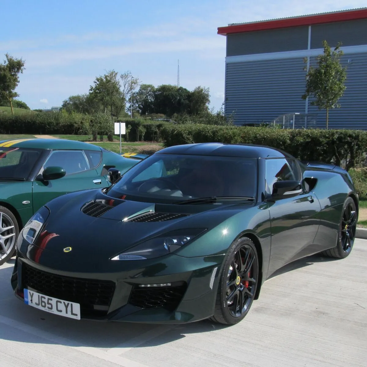 Empire Green Evora 6.webp