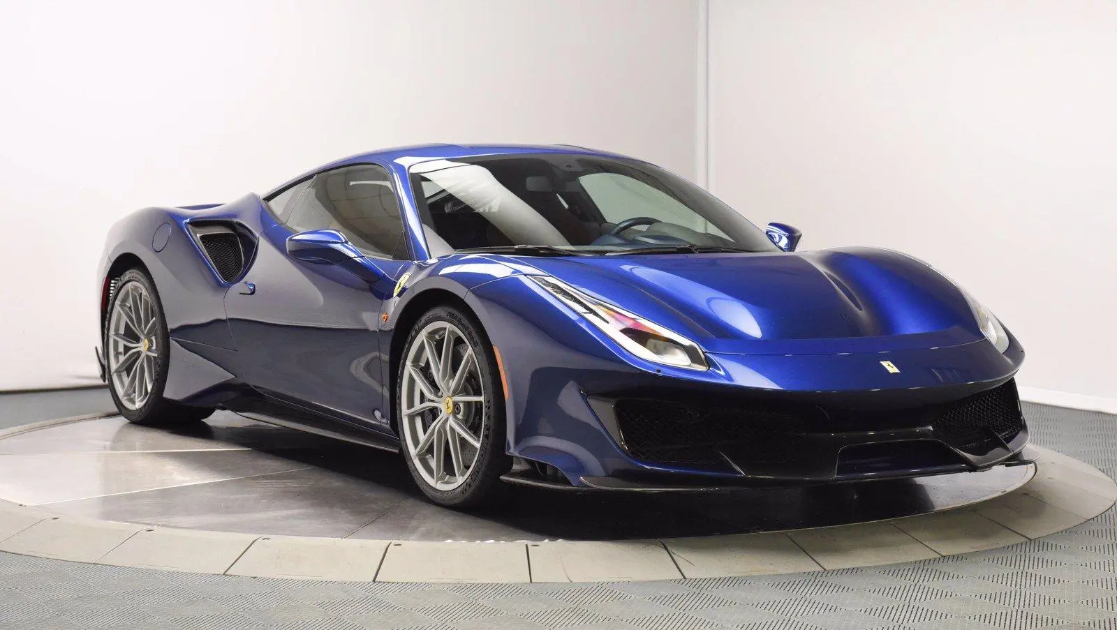 Used-2020-Ferrari-488-Pista-1625132587.webp