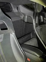 B10XL Emira seat gap.webp