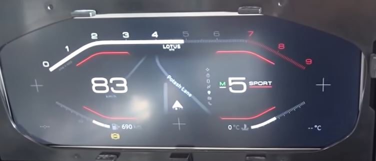 Driver display with satnav.JPG