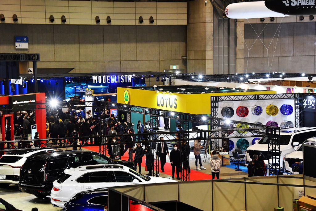 Lotus-Emira-at-Tokyo-Auto-Salon-2022_3.jpg